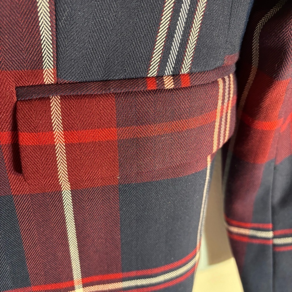 TOMMY HILFIGER Sz 10 Boston Blazer in Red and Blue Plaid Lined Shoukder Pads NEW - Picture 4 of 13